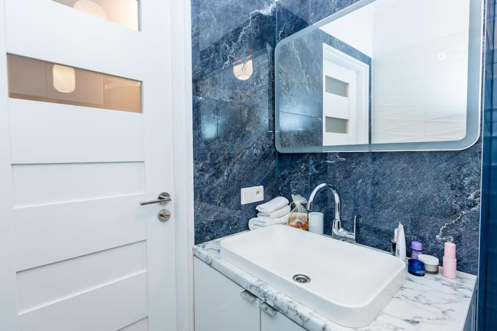 Elegant, Comfortable In The Heart Of Warsaw! Lägenhet Exteriör bild