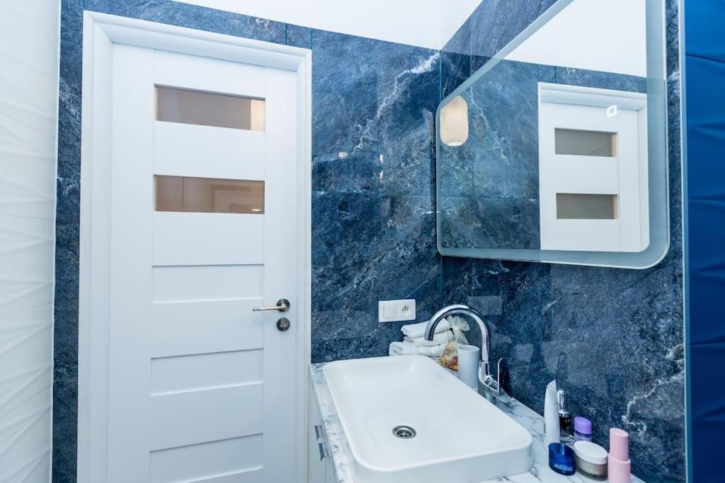 Elegant, Comfortable In The Heart Of Warsaw! Lägenhet Exteriör bild