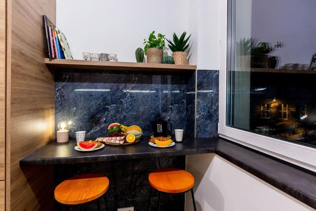Elegant, Comfortable In The Heart Of Warsaw! Lägenhet Exteriör bild