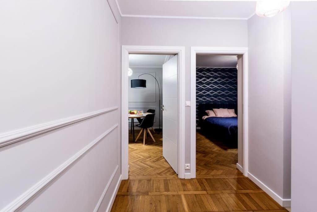 Elegant, Comfortable In The Heart Of Warsaw! Lägenhet Exteriör bild