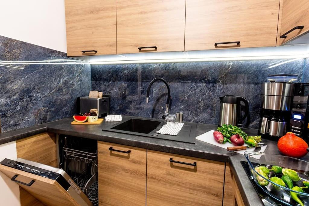 Elegant, Comfortable In The Heart Of Warsaw! Lägenhet Exteriör bild